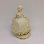 Porcelain musical figurine "Curtsy"  16 сm